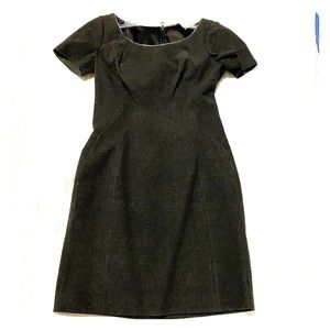 Tahari Women’s Dress in Gray and Size 12